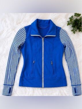 Lululemon Blue Full Zip Jacket Striped Sleeves Thumbholes Size 6